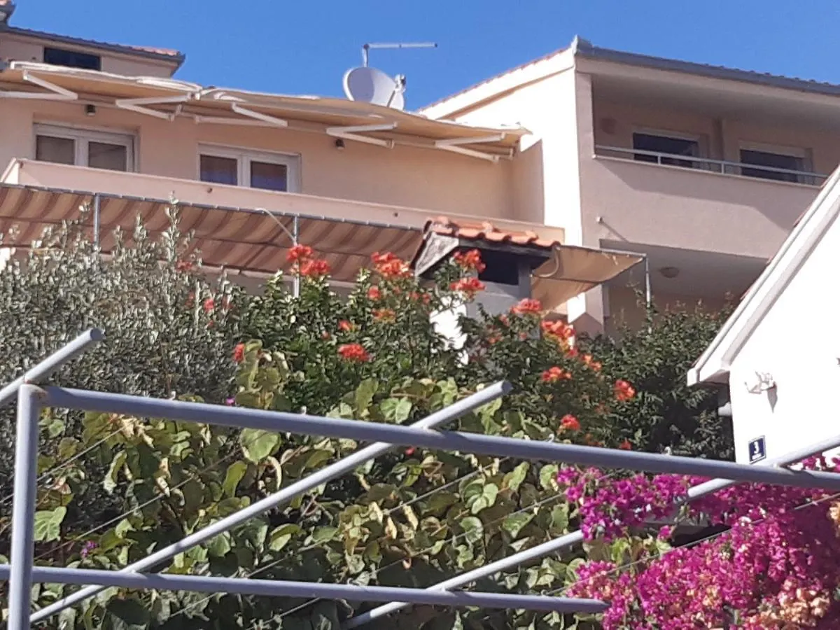 Apartments Bartulic Trogir