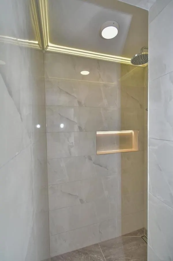 Apartments Bartulic Τρογκίρ