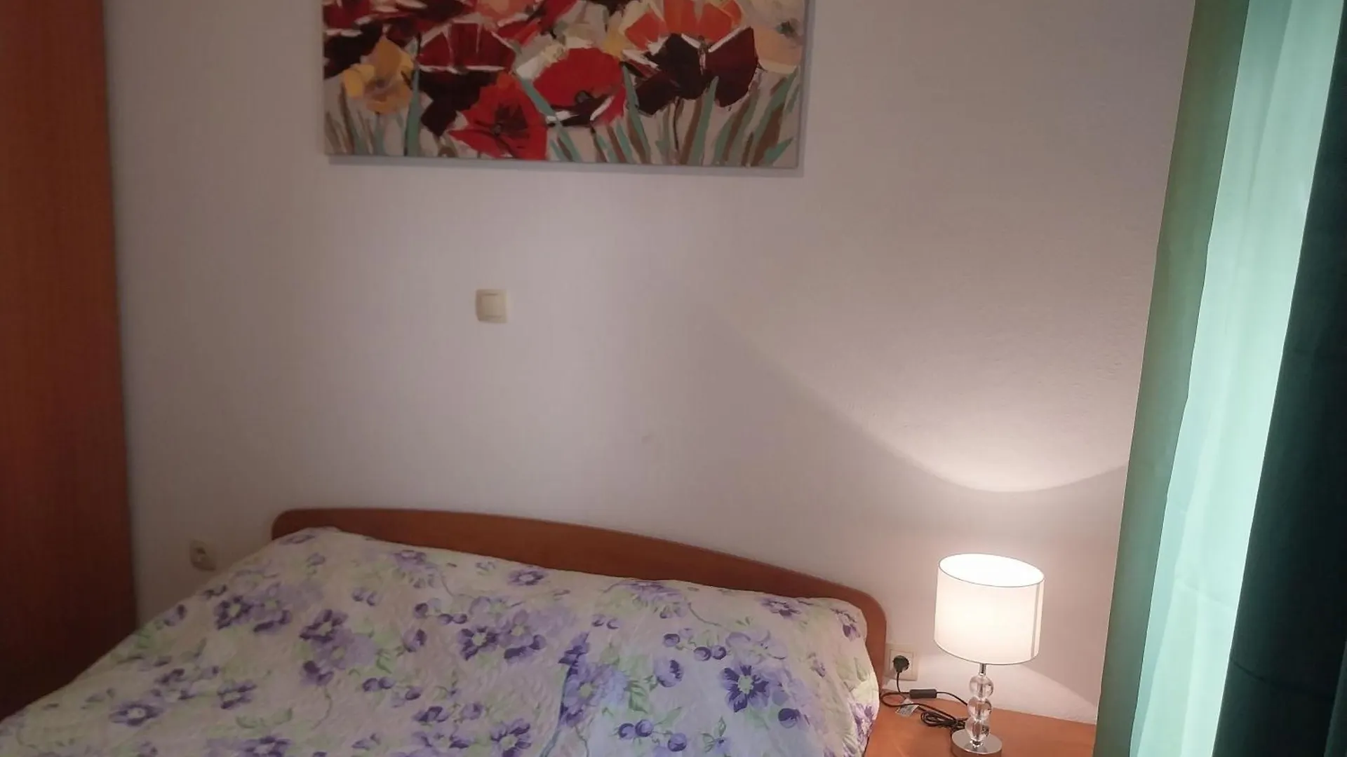 Apartments Bartulic Τρογκίρ 0*,  Κροατία