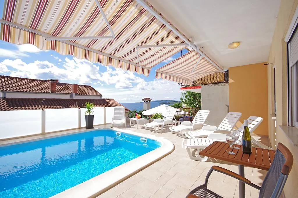 Apartments Bartulic Trogir